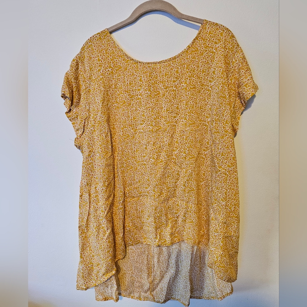 NWT adrienne vittandi floral blouse